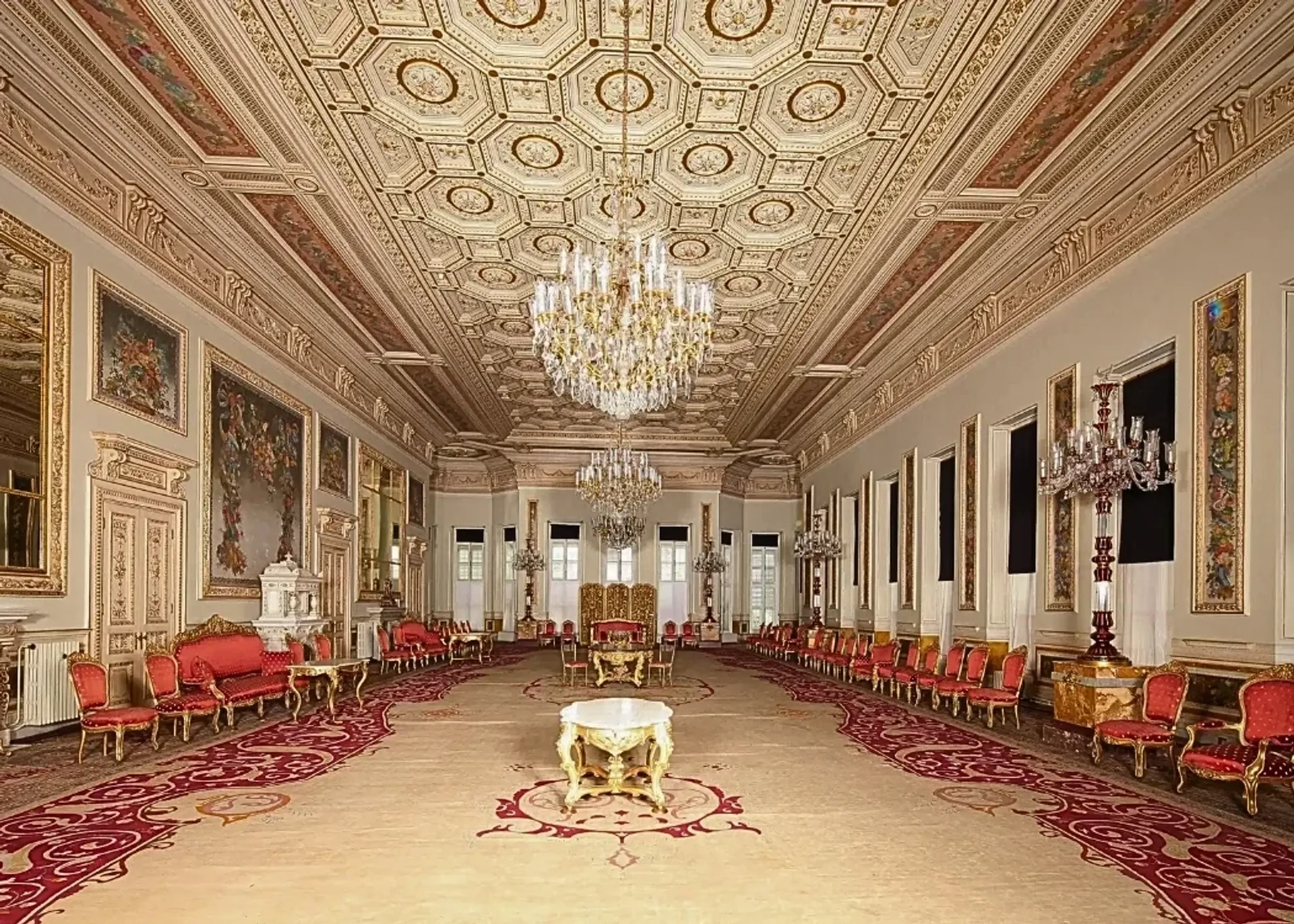 Yildiz Palace Skip-the-Ticket-Line Entry with Audio Guide