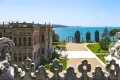 Dolmabahce Palace Museum Skip-the-Ticket-Line Entry with Audio Guide