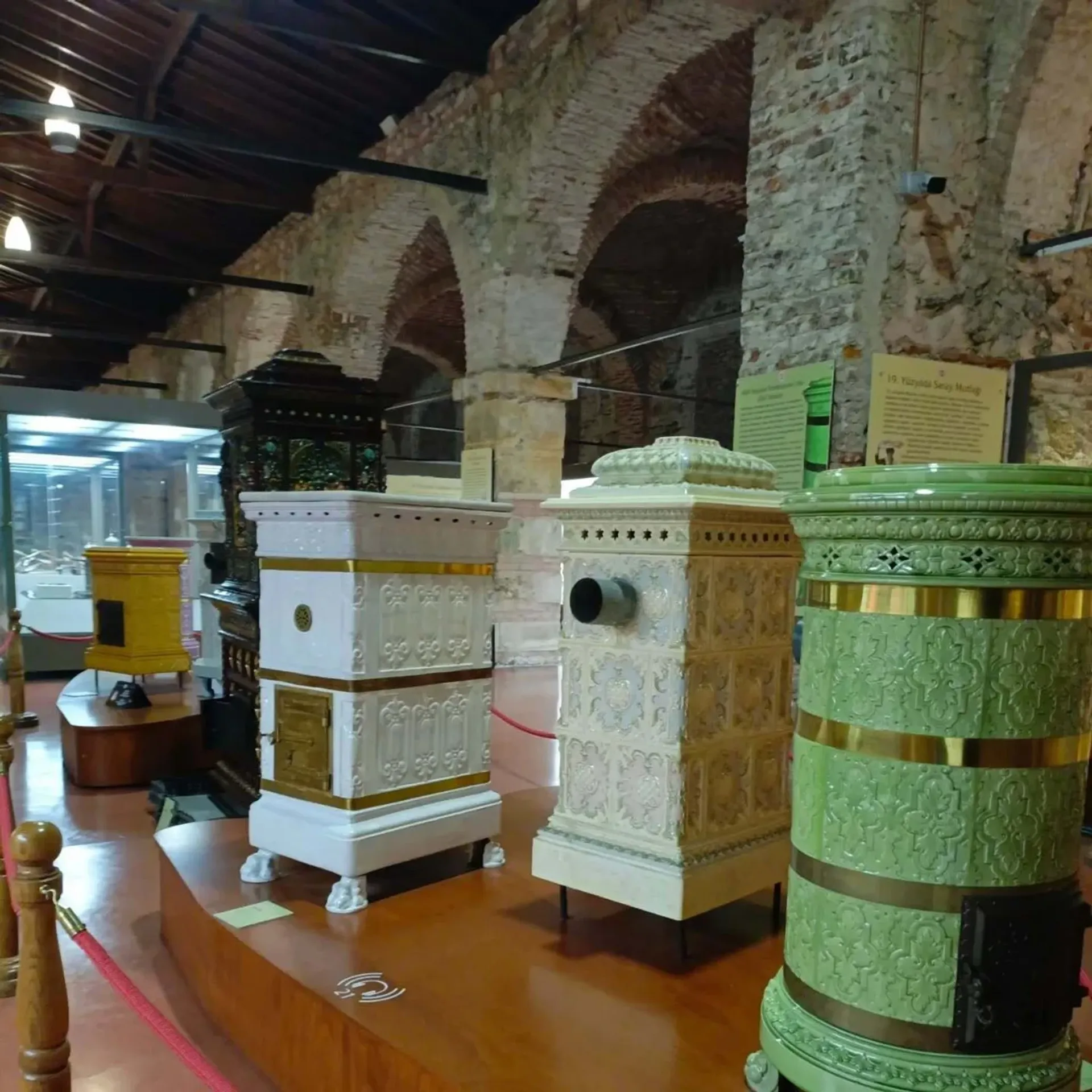 The Palace Collections Museum Skip-the-Ticket-Line Entry with Audio Guide