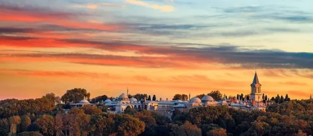 Topkapi Palace Museum Guided Tour Including Entry Tickets