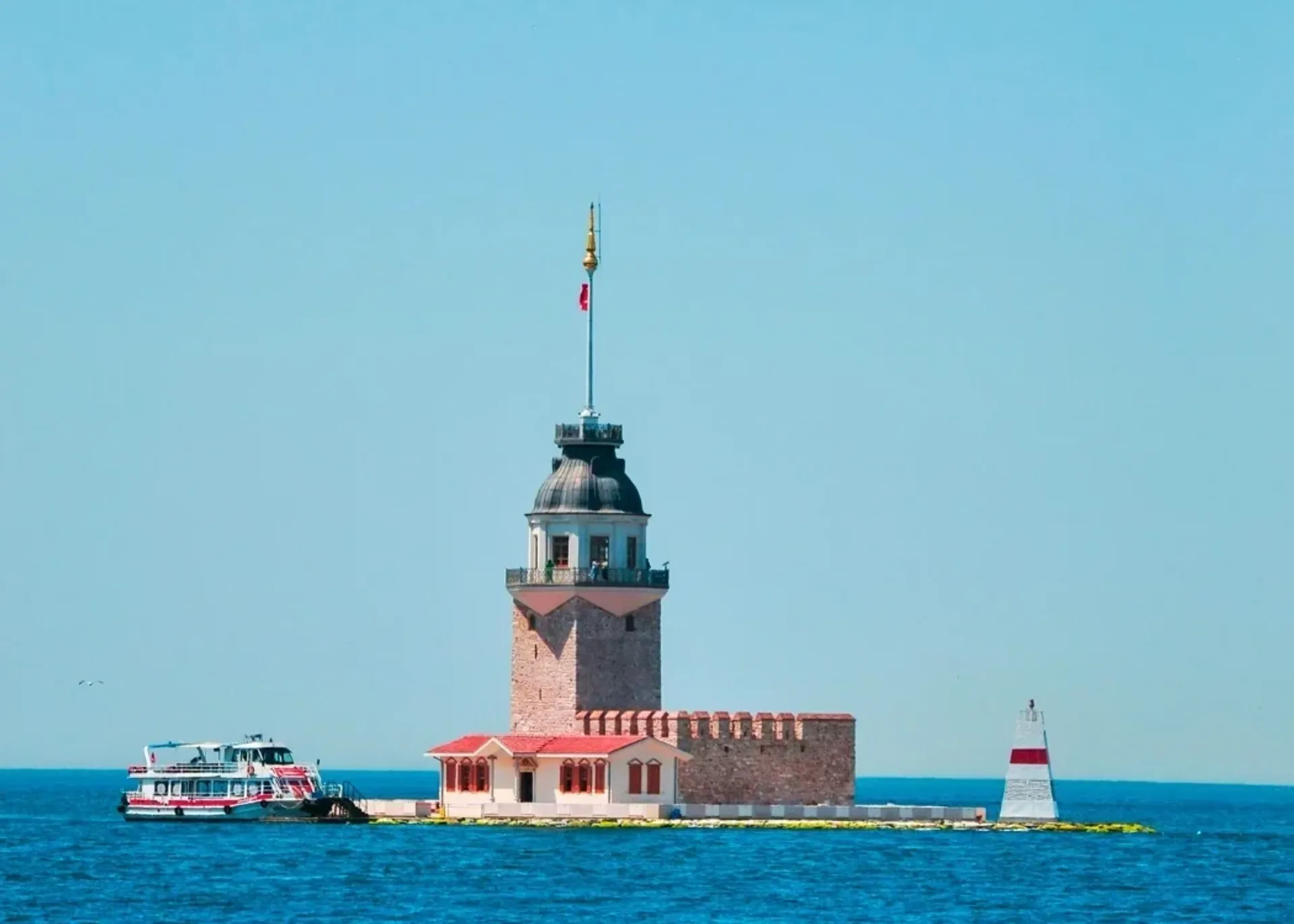 Bosphorus Sunset Cruise with Audio Guide
