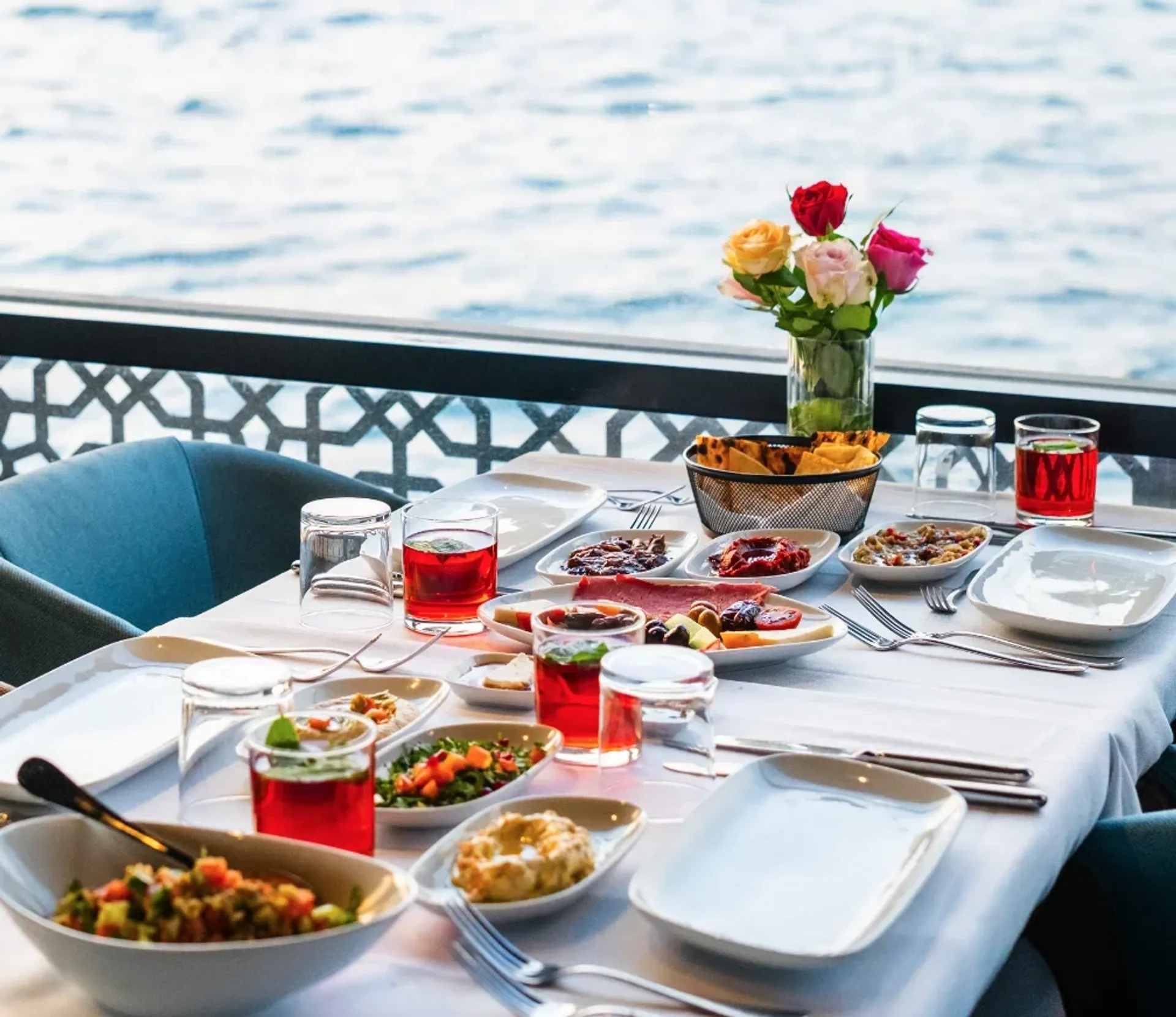 Premium Turkish Breakfast Cruise - Le Vapeur Magique