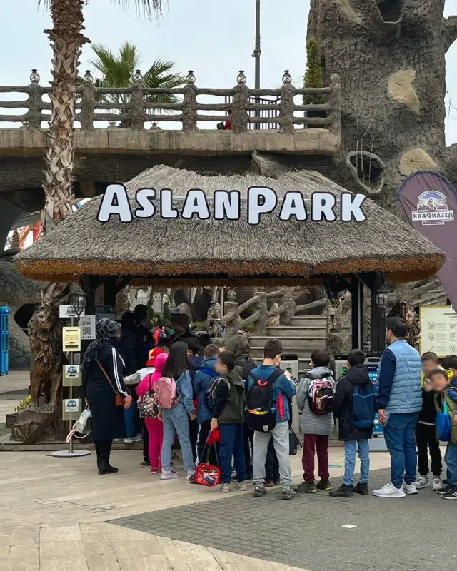 Lion Park Zoo Entry