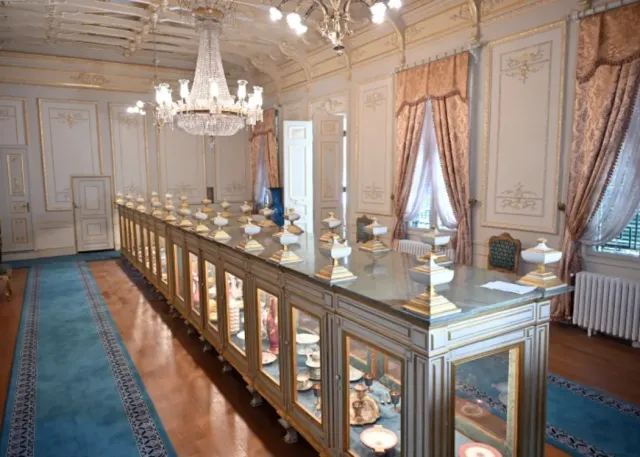 Yildiz Palace Skip-the-Ticket-Line Entry with Audio Guide