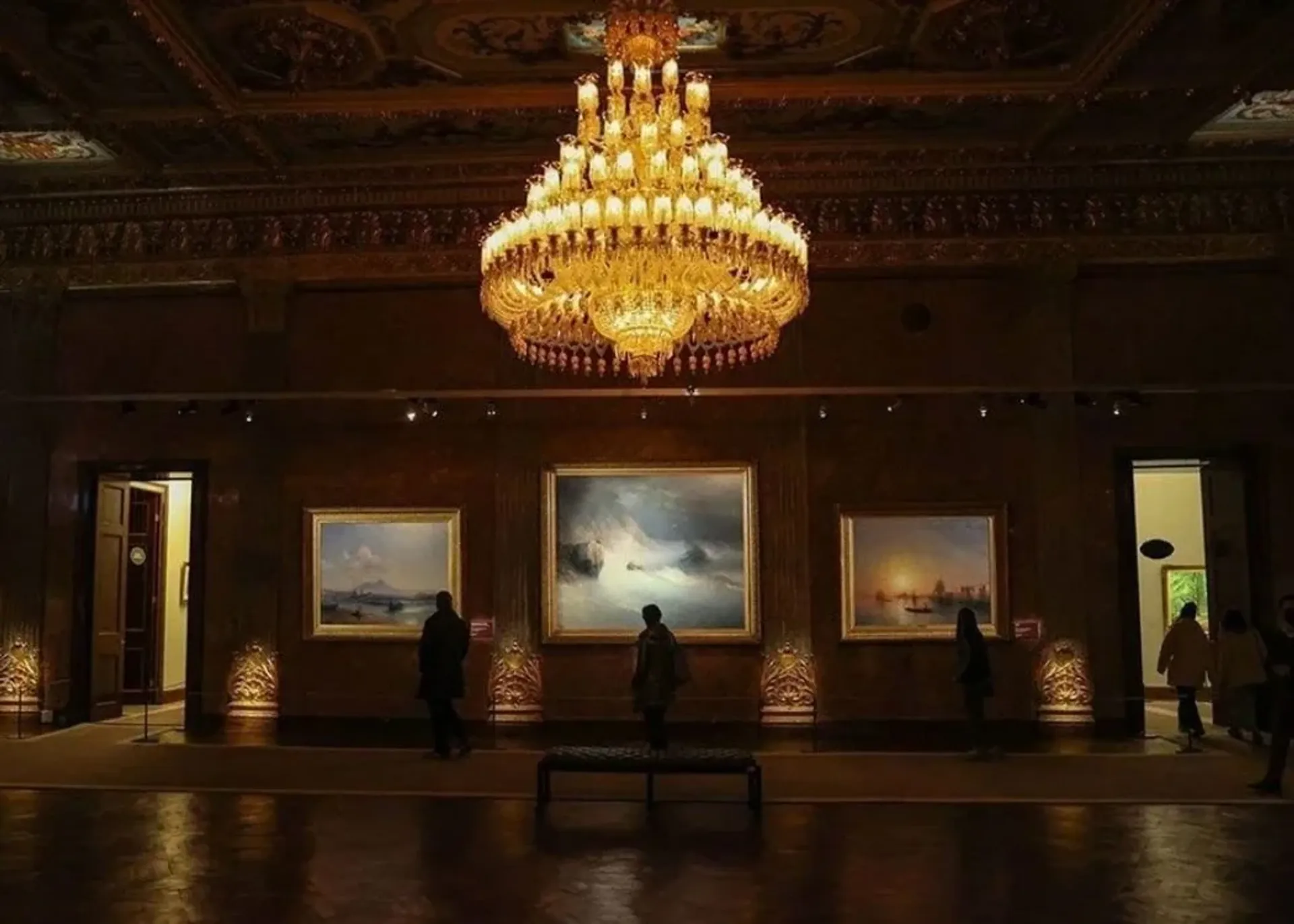 National Palaces Painting Museum Skip-the-Ticket- Line Entry with Audio Guide