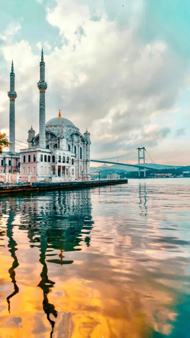 Ortakoy Mosque Walking Tour with Audio Guide