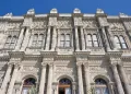 Dolmabahce Palace Museum Skip-the-Ticket-Line Entry with Audio Guide