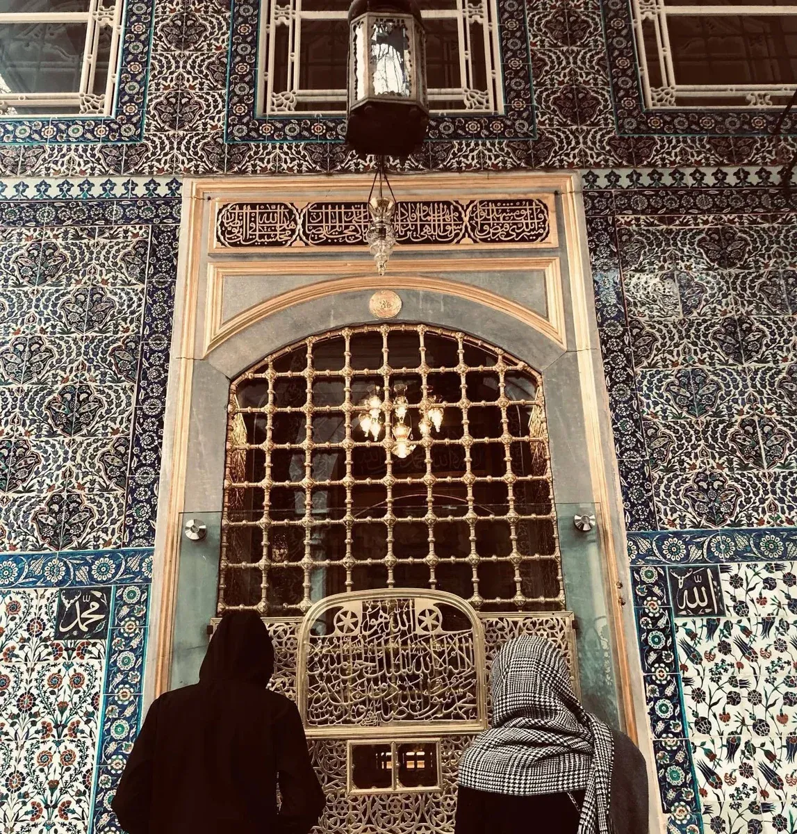 Eyup Sultan Mosque Walking Tour with Audio Guide