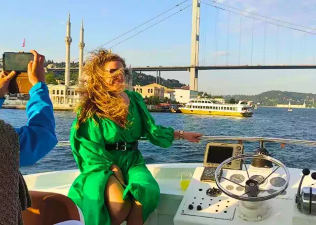 博斯普鲁斯海峡私人游艇巡航之旅