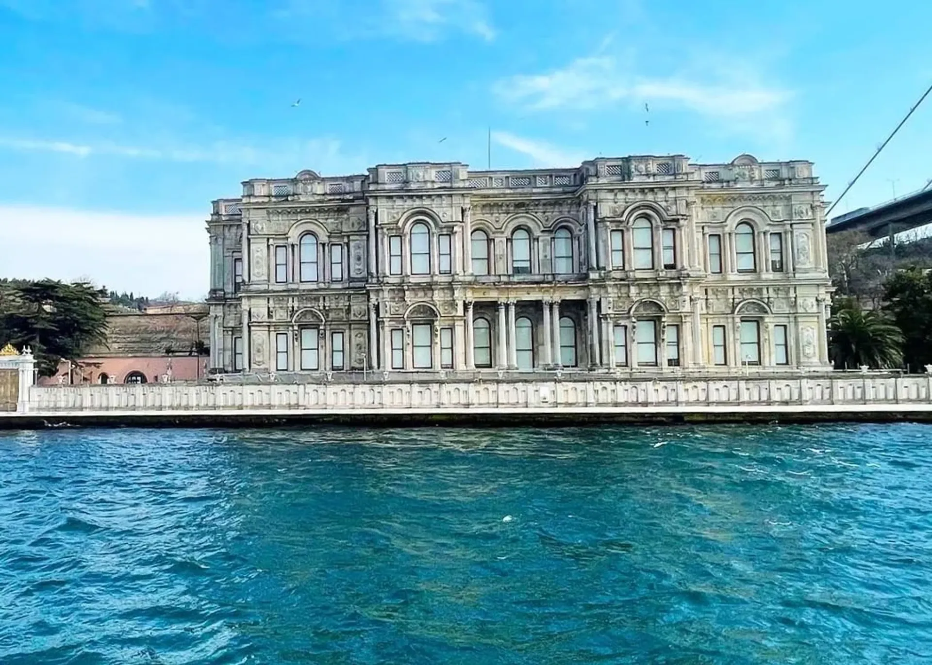 Golden Horn & Bosphorus Sightseeing Cruise with Audio Guide