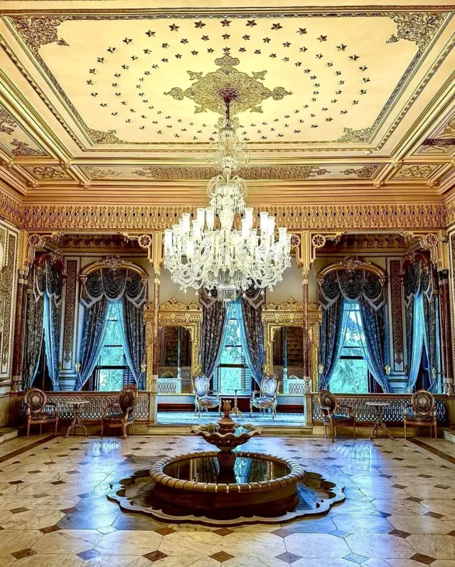 Yildiz Palace Skip-the-Ticket-Line Entry with Audio Guide