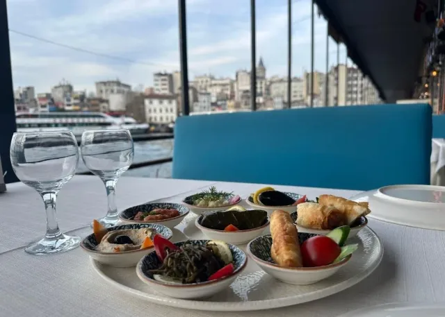 Authentic Turkish Cuisine Tasting Experience Under Galata Bridge