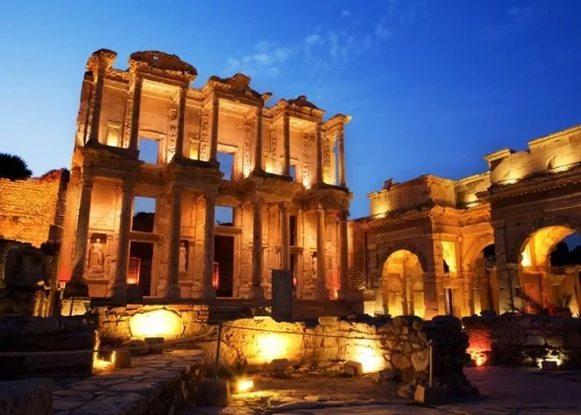 Ephesus & Virgin Mary House Guided Day Trip