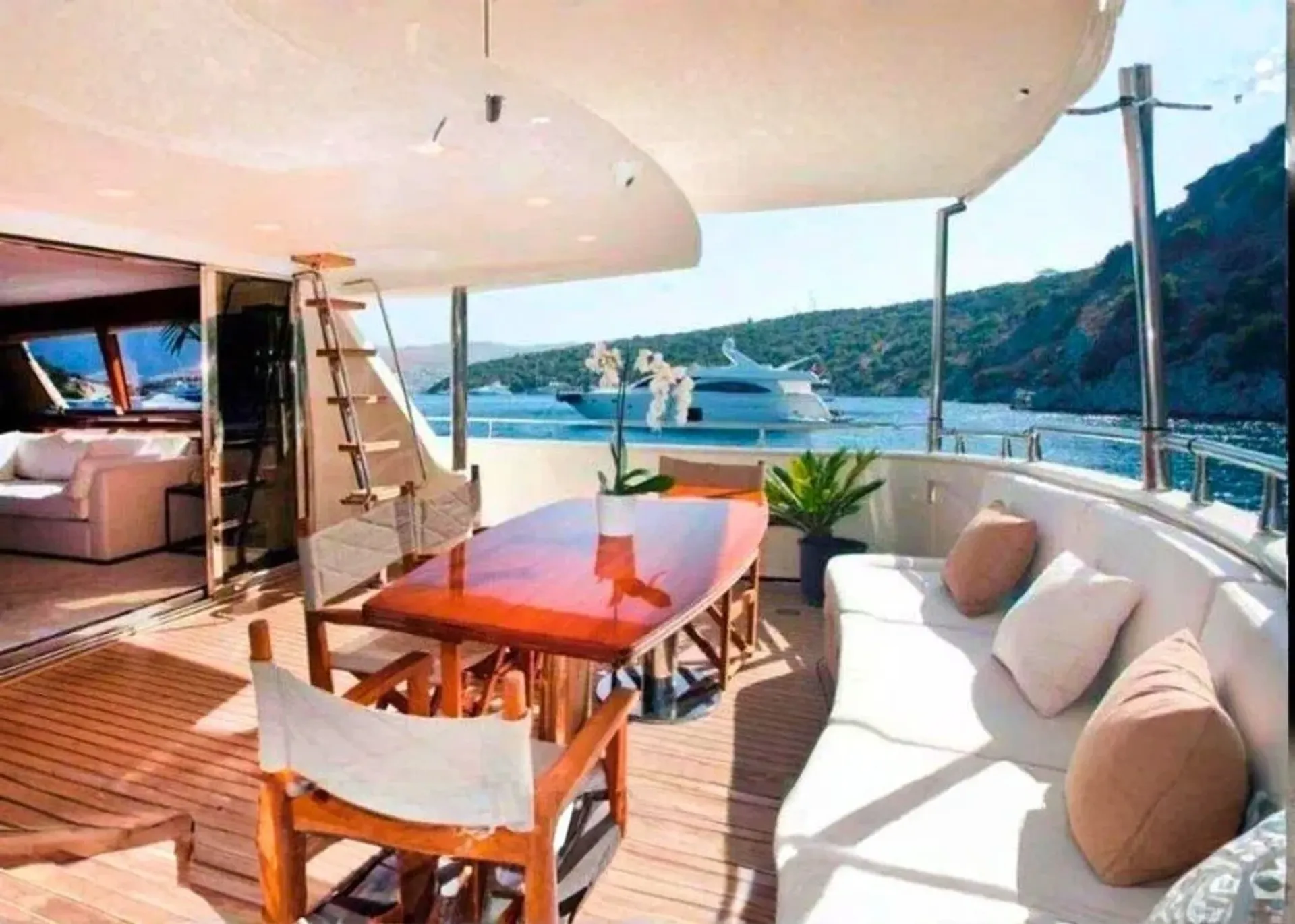 Private Yacht Swimming Tour Istanbul Islands