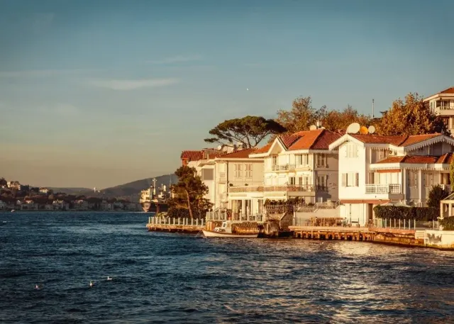 Bosphorus Sunset Cruise with Audio Guide