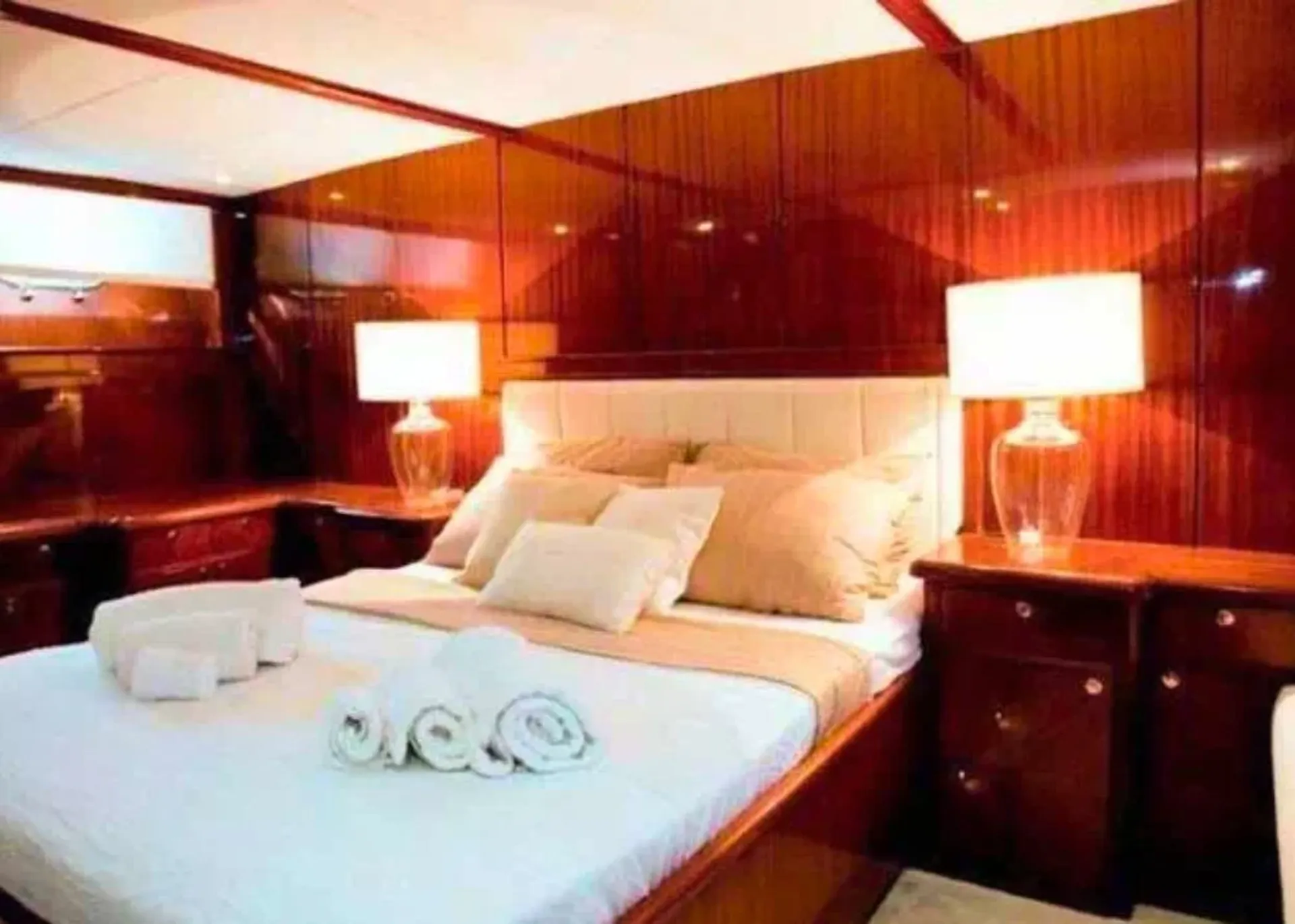 Private Yacht Swimming Tour Istanbul Islands