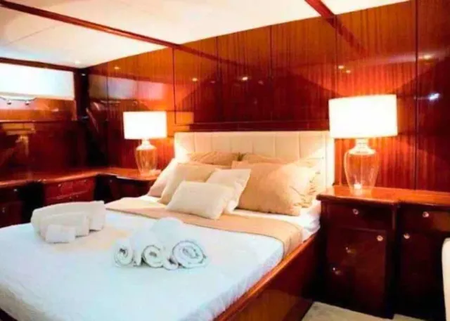 Private Yacht Swimming Tour Istanbul Islands