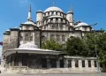 New Mosque Walking Tour with Audio Guide