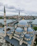 New Mosque Walking Tour with Audio Guide
