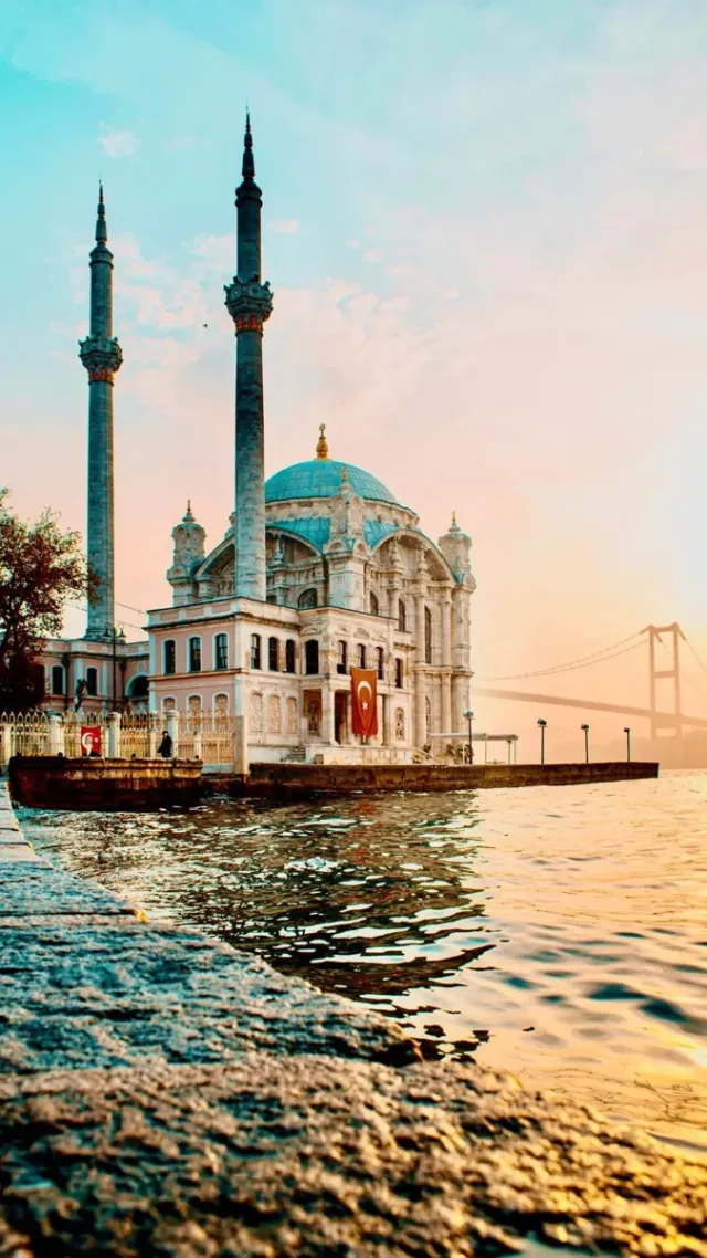Ortakoy Mosque Walking Tour with Audio Guide
