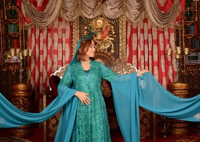 Ottoman Style Photo Shoot Experience