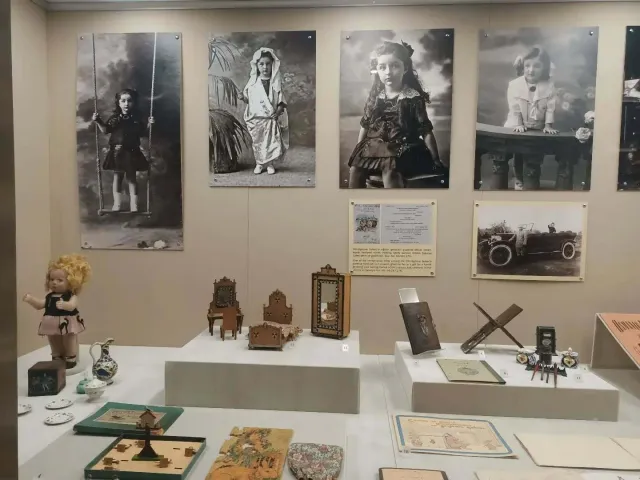 The Palace Collections Museum Skip-the-Ticket-Line Entry with Audio Guide