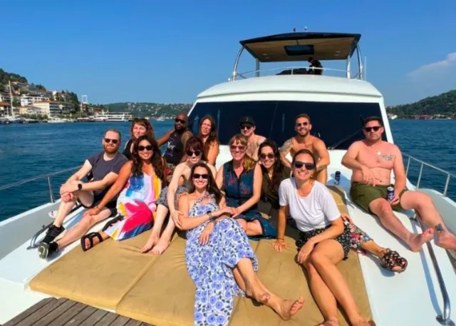 博斯普鲁斯海峡私人游艇巡航之旅