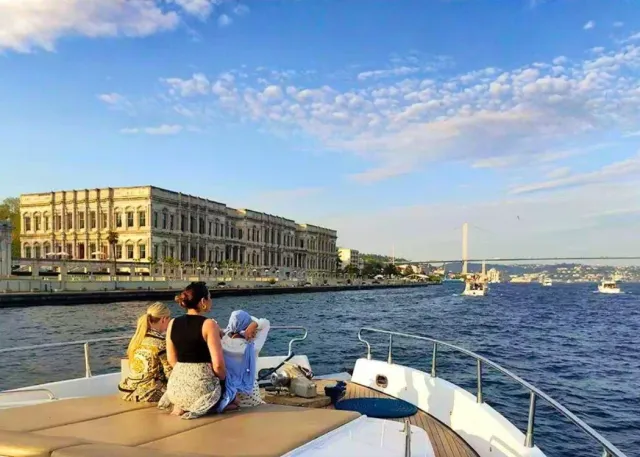博斯普鲁斯海峡私人游艇巡航之旅