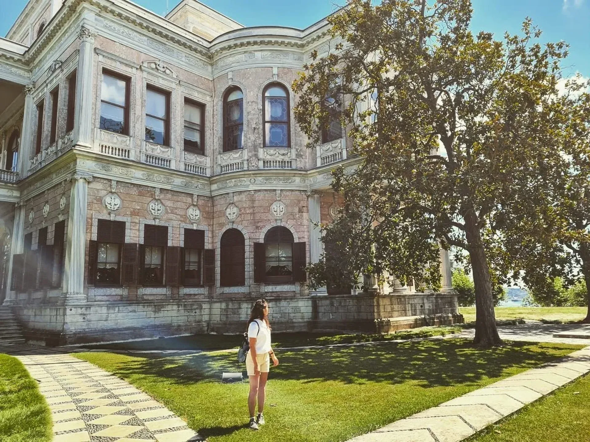 Beykoz Mecidiye Pavilion Skip-the-Ticket-Line Entry with Audio Guide
