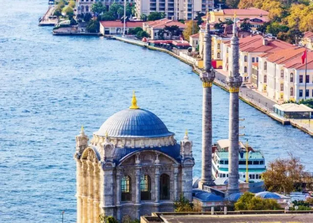 Ortakoy Mosque Walking Tour with Audio Guide