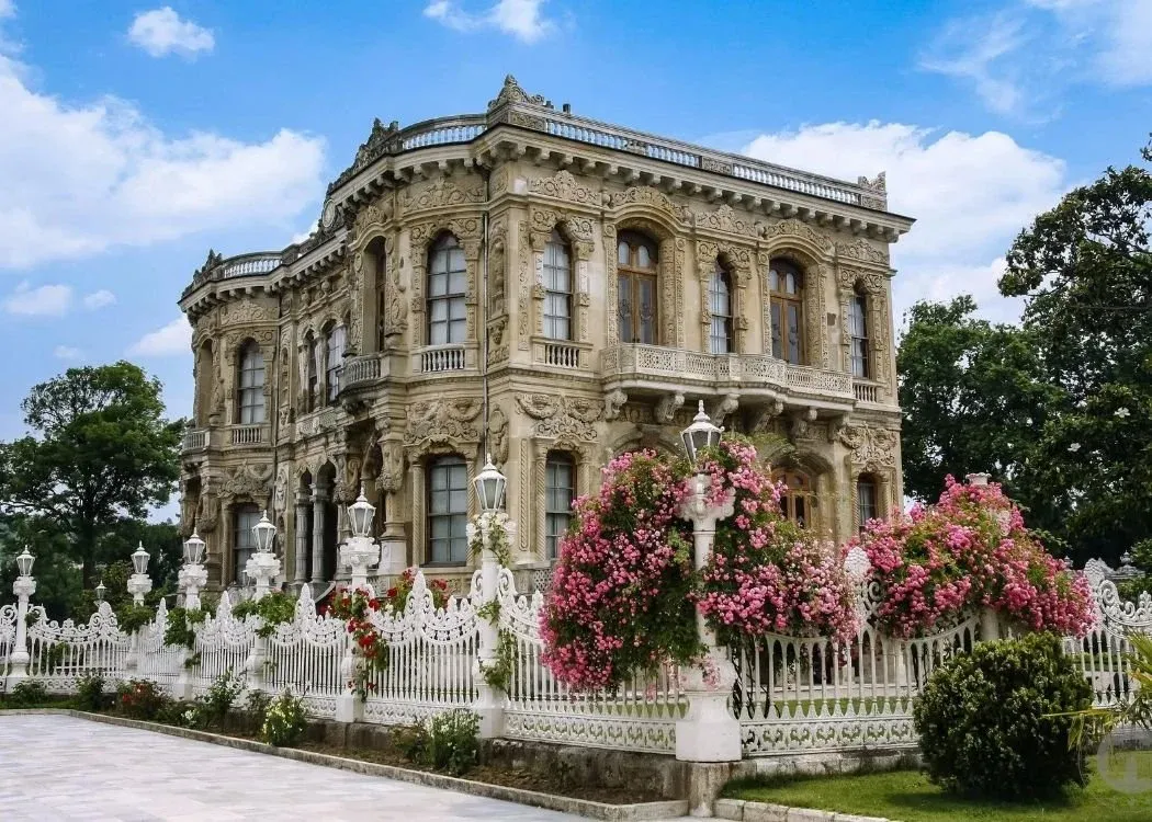 Kucuksu Pavillions Skip-the-Ticket-Line Entry with Audio Guide