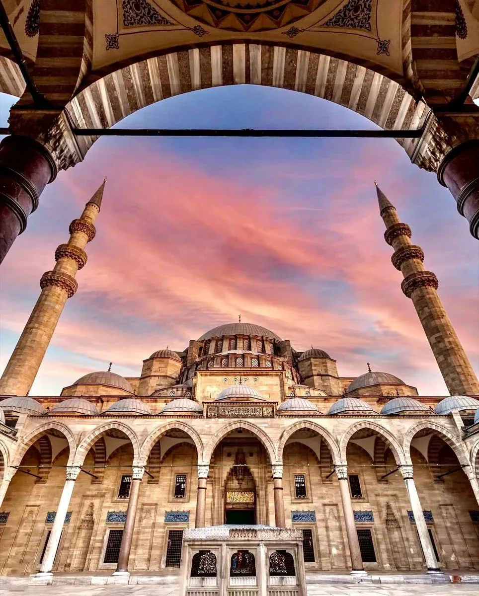 Suleymaniye Mosque Walking Tour with Audio Guide