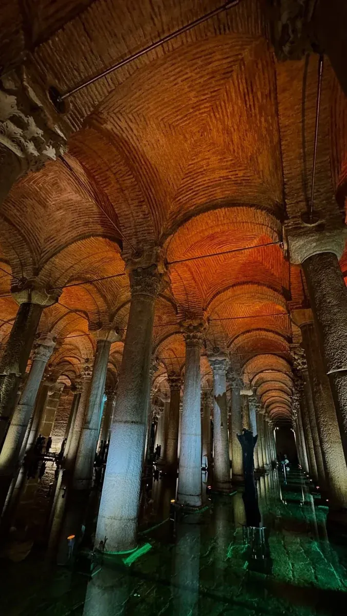 Basilica Cistern Guided Tour with Skip-the-Ticket-Line Entry
