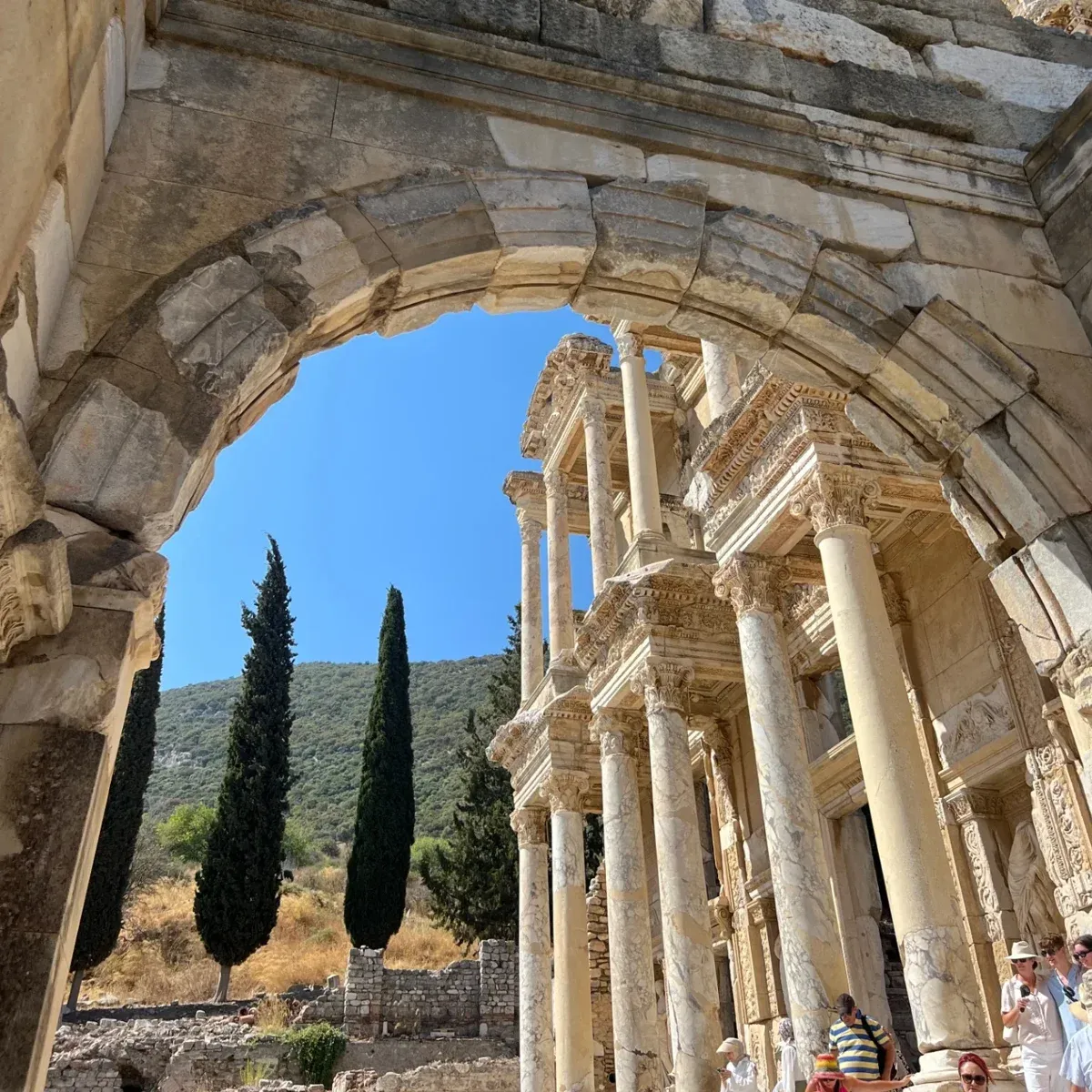 Ephesus & Virgin Mary House Guided Day Trip