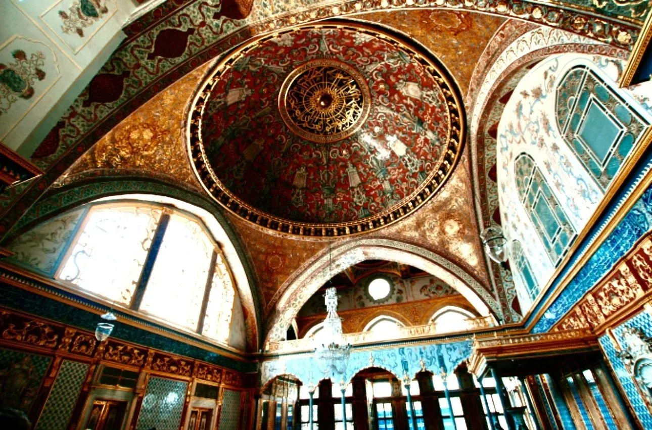 Topkapi Palace Museum Guided Tour without Harem Entry Tickets