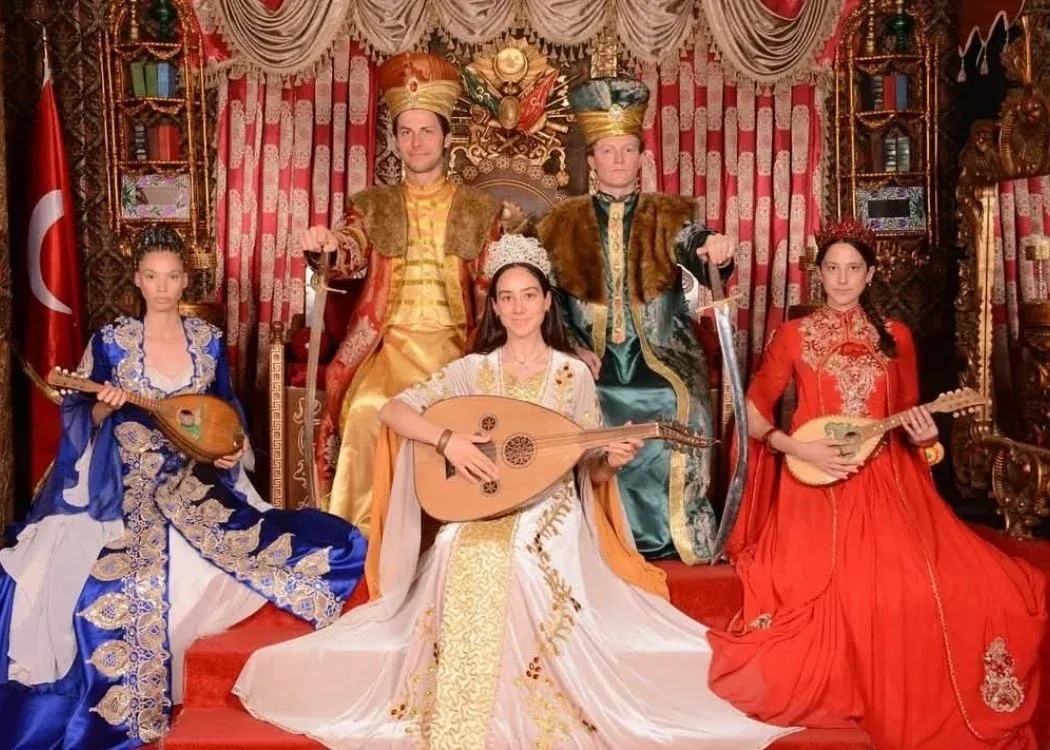 Ottoman Style Photo Shoot Experience